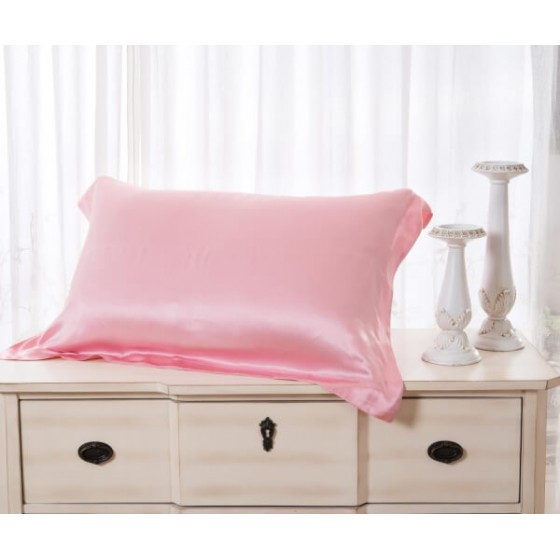 Šilkinis pagalvės užvalkalas šviesiai rožinis - miegoimperija.lt