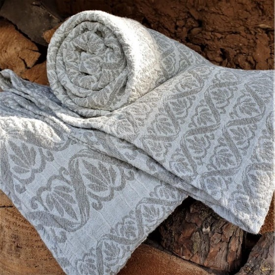 Puslininis žakardinis rankšluostis su įvairiais ornamentais - miegoimperija.lt